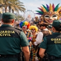 Niet alles is toegestaan met Carnaval: de Guardia Civil waarschuwt personen voor verboden kostuums